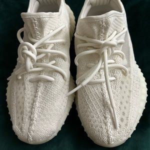 Adidas boost Yeezy 350 v2 cream/white triple white US 7